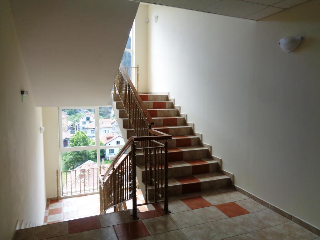 Sa Services Private Apartments, Eagle Rock Complex Beli Iskar Luaran gambar