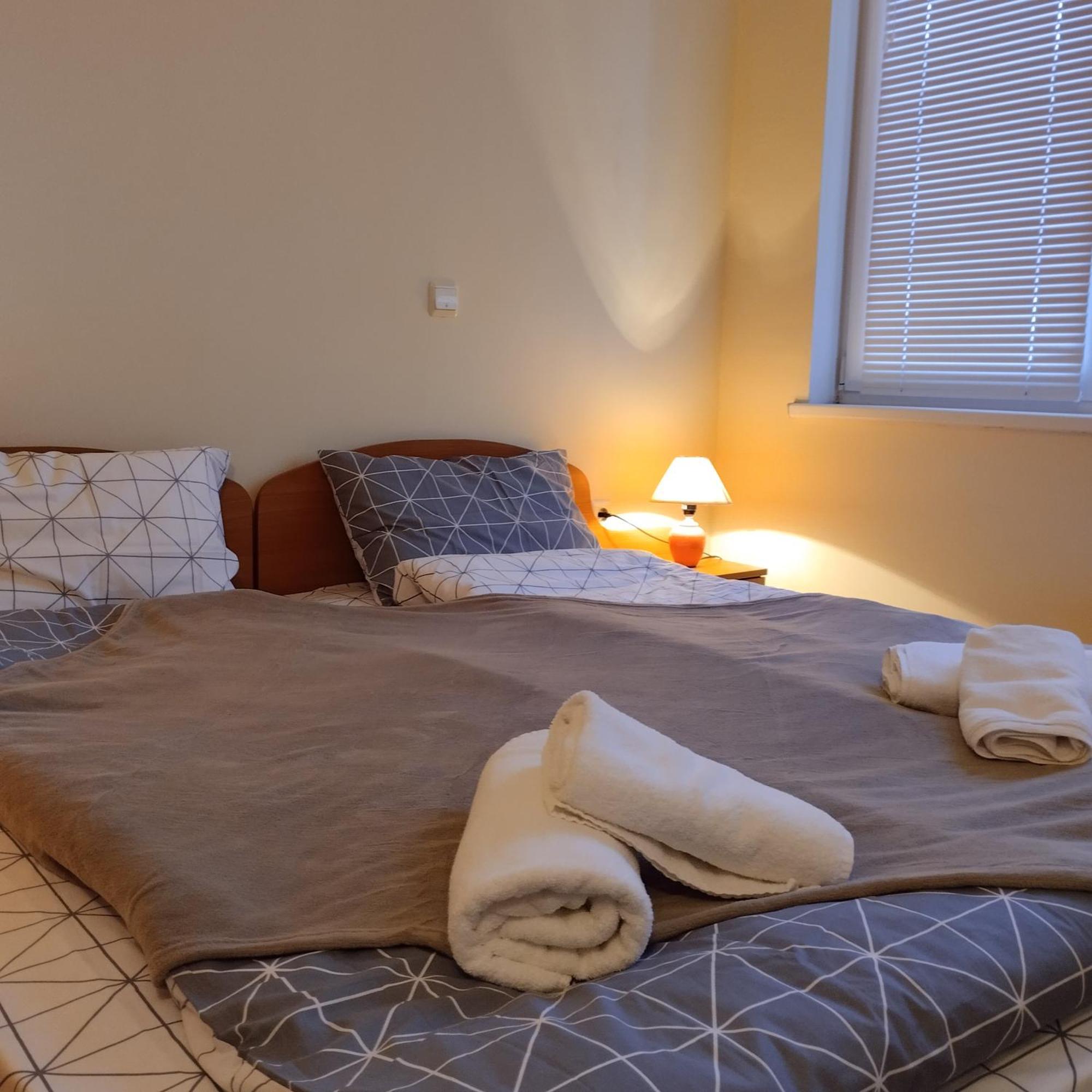Sa Services Private Apartments, Eagle Rock Complex Beli Iskar Luaran gambar