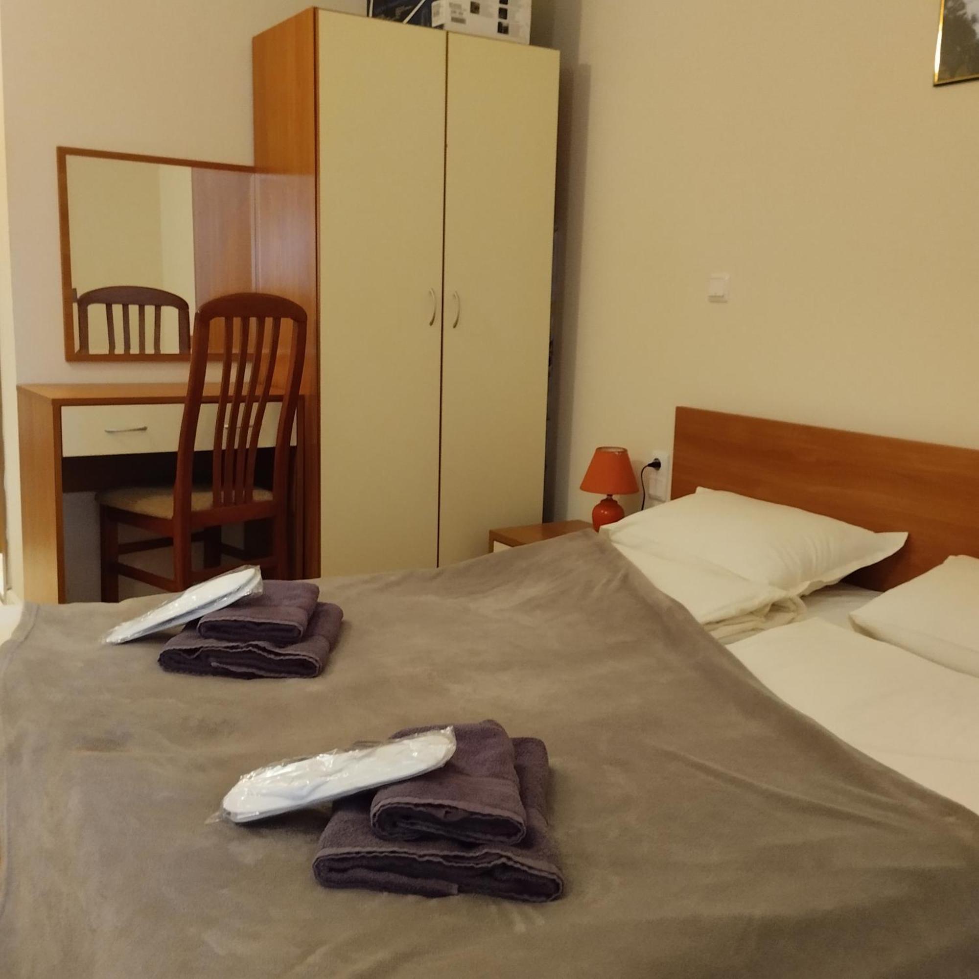 Sa Services Private Apartments, Eagle Rock Complex Beli Iskar Luaran gambar